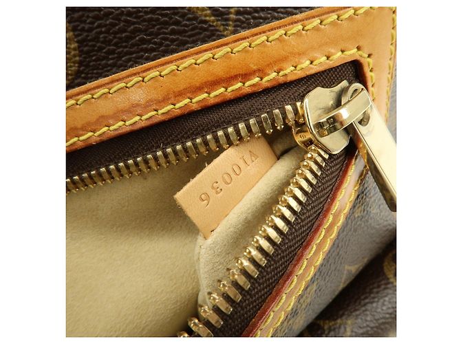 Borsa a tracolla Louis Vuitton Monogram Hudson GM Brown M40045 - vista 24
