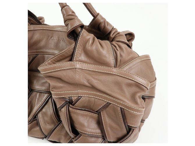 Borsa tote LOEWE Anagram in pelle nappa Aire marrone - vista 16