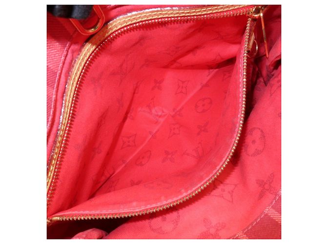 Louis Vuitton Plan Soleil Cabas PM Tote Bag Rouge Grenadine M94146 - vista 21