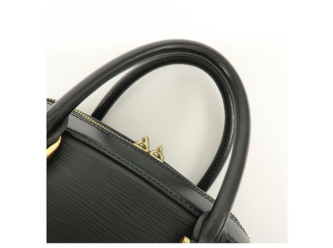 Borsa a mano Louis Vuitton Sablons in pelle Epi Noir Black M52042 - vista 6