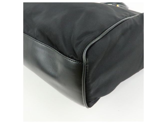 Borsa Tote e Borsa a Tracolla PRADA in Nylon e Pelle con Logo Triangle Nero - vista 15