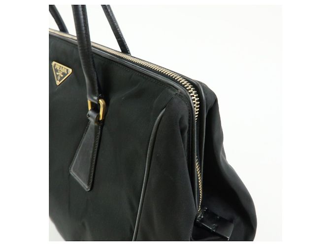 Borsa Tote e Borsa a Tracolla PRADA in Nylon e Pelle con Logo Triangle Nero - vista 16