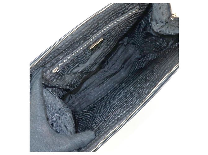 Borsa Tote e Borsa a Tracolla PRADA in Nylon e Pelle con Logo Triangle Nero - vista 22