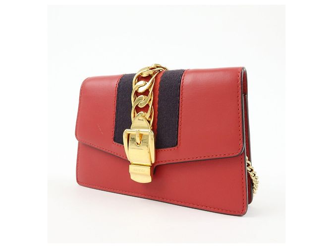GUCCI Sylvie Sherry Mini Borsa a Tracolla in Pelle con Catena Rosso e Blu Navy 494646 - vista 3