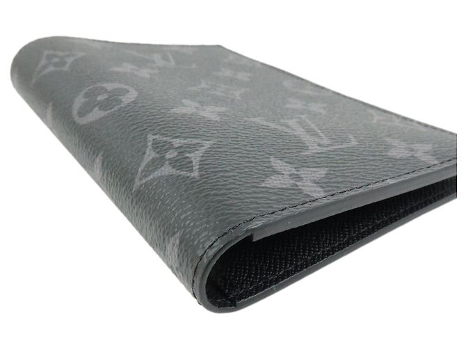 Louis Vuitton Monogram Eclips Couverture de Passeport NM M64501 - vista 4