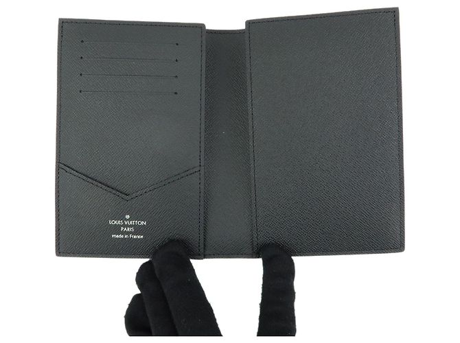 Louis Vuitton Monogram Eclips Couverture de Passeport NM M64501 - vista 7