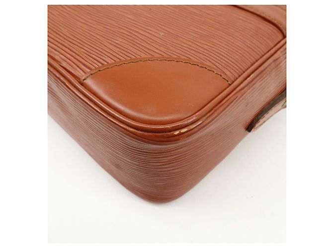 Borsa a Tracolla Louis Vuitton Epi Trocadero 24 Marrone M52313 - vista 11