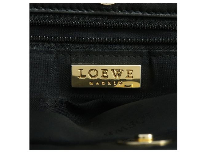 Borsa a spalla piatta e borsa a tracolla LOEWE Anagram in pelle nappa Nero - vista 23