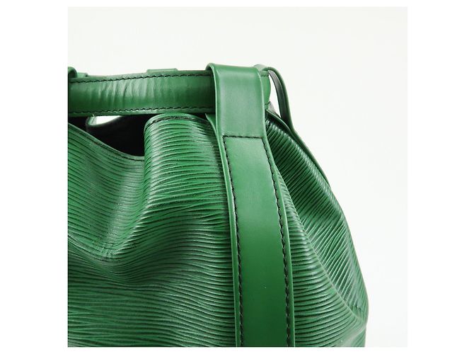 Autre Marque Borsa a tracolla Louis Vuitton Epi Leather Randonnee GM Green M43084 - vista 17