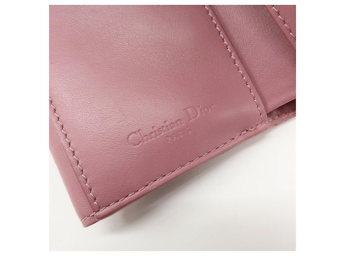 Cartera compacta Christian Dior Cannage Lady Dior de piel charol Rosa - vista 23