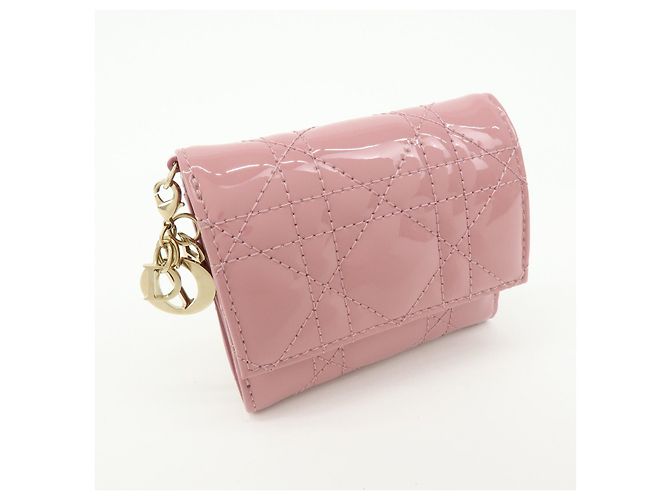 Cartera compacta Christian Dior Cannage Lady Dior de piel charol Rosa - vista 4