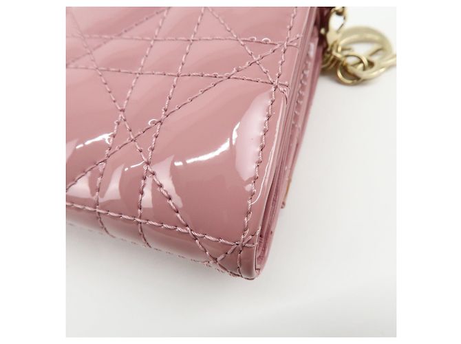 Cartera compacta Christian Dior Cannage Lady Dior de piel charol Rosa - vista 8