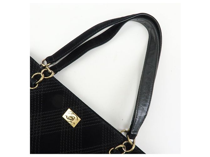 Borsa a tracolla e tote CHANEL COCO Mark Wild Stitch in pelle scamosciata Nero - vista 6