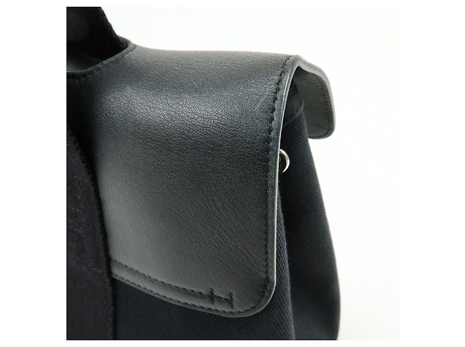 Hermès Borsa a mano HERMES Toile Chevron Valparaiso PM Tote Bag Nero - vista 15