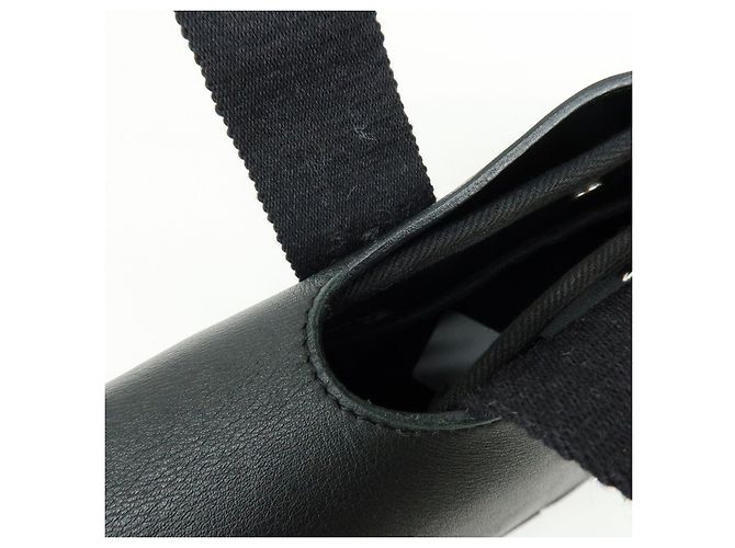 Hermès Borsa a mano HERMES Toile Chevron Valparaiso PM Tote Bag Nero - vista 17