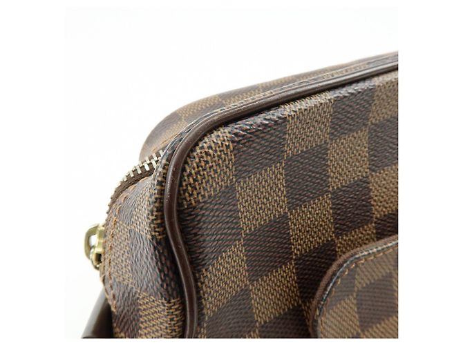 Borsa a tracolla Louis Vuitton Damier Olaf PM Marrone N41442 - vista 15