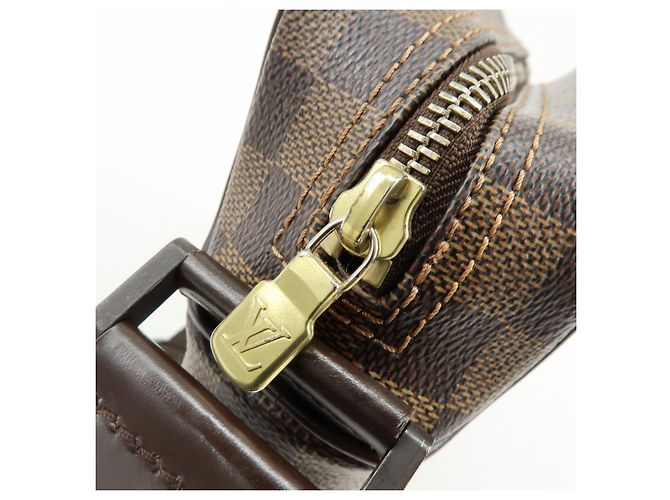Borsa a tracolla Louis Vuitton Damier Olaf PM Marrone N41442 - vista 18