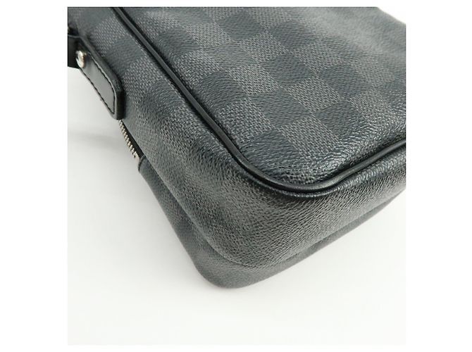 Borsa a tracolla Louis Vuitton Damier Graphite Rem Nera N41446 - vista 15