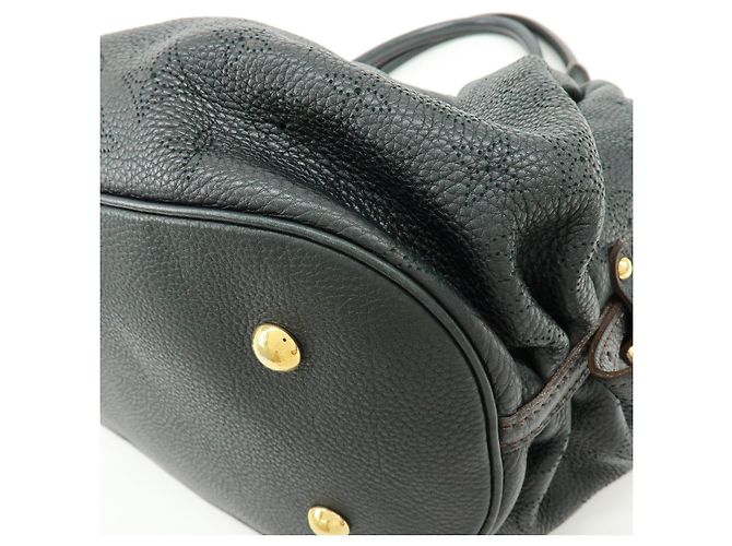 Borsa a tracolla e borsa a mano Louis Vuitton Monogram Mahina L Noir M95765 - vista 11