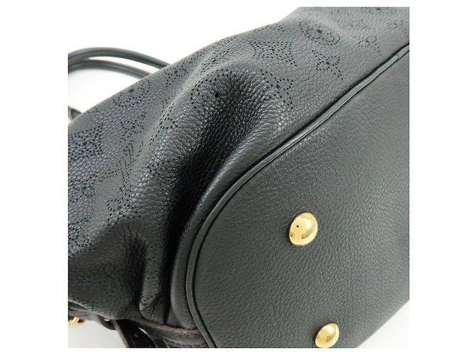 Borsa a tracolla e borsa a mano Louis Vuitton Monogram Mahina L Noir M95765 - vista 12