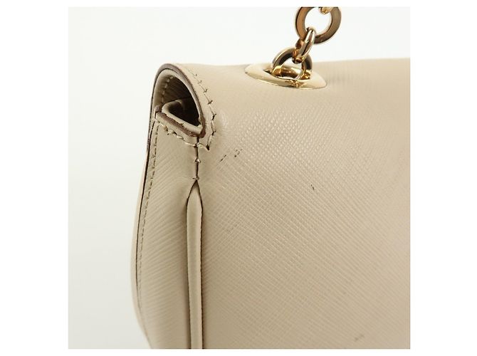 Salvatore Ferragamo Borsa a tracolla e borsa a mano Ferragamo Gancini in pelle con catena, Light Beige - vista 16