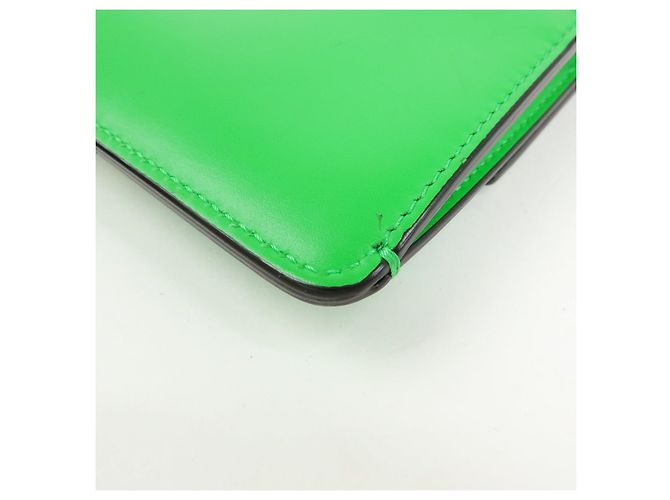 Borsa a spalla Fendi Flat Baguette in pelle Verde Marrone 8BS039 - vista 11