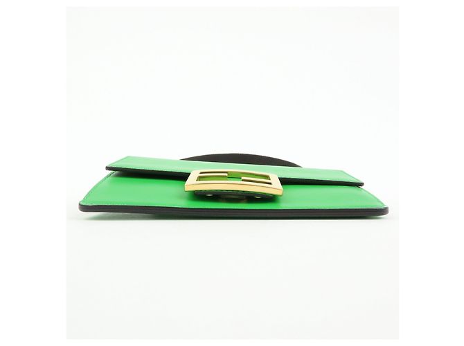 Borsa a spalla Fendi Flat Baguette in pelle Verde Marrone 8BS039 - vista 5