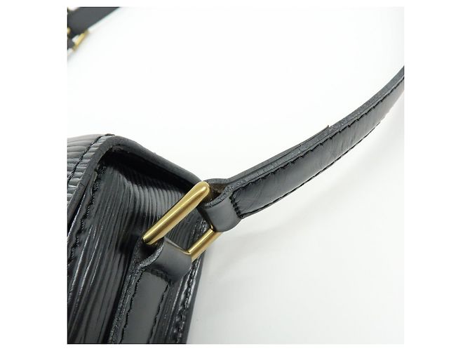 Saint-Cloud Borsa a tracolla Louis Vuitton Epi Saint Cloud Black Noir M52192 - vista 10