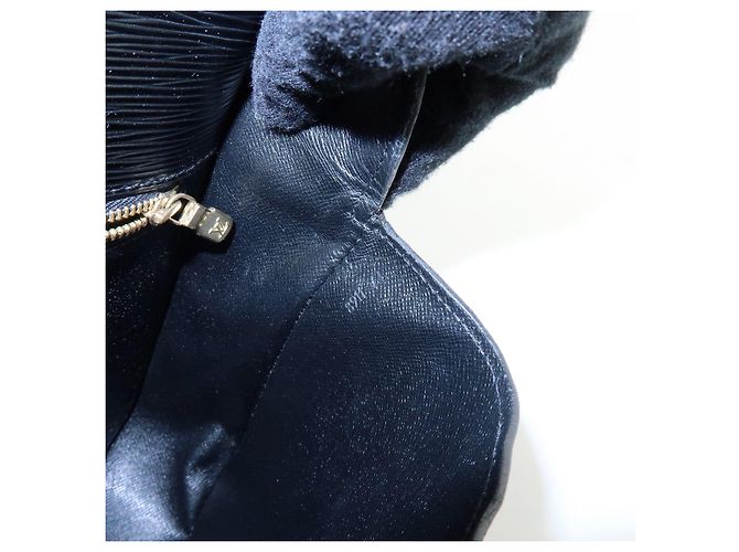 Saint-Cloud Borsa a tracolla Louis Vuitton Epi Saint Cloud Black Noir M52192 - vista 24