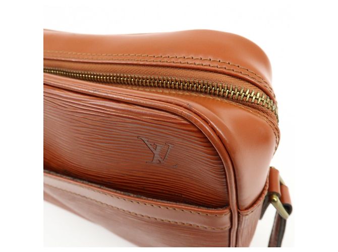 Louis Vuitton Epi Trocadero 27 Shoulder Bag Kenya Brown M52303 - vista 14