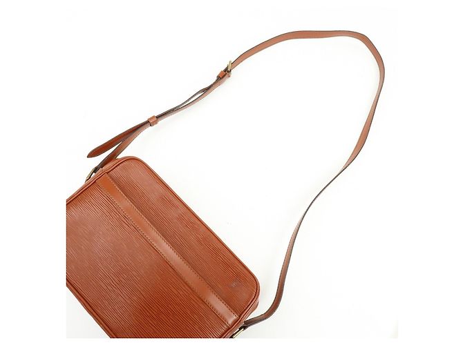 Louis Vuitton Epi Trocadero 27 Shoulder Bag Kenya Brown M52303 - vista 6