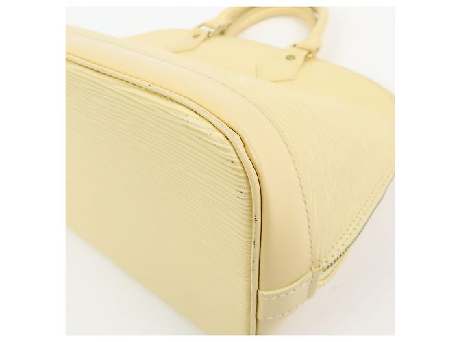 Louis Vuitton Alma Epi Leather Hand Bag Vanilla M5214A - vista 12