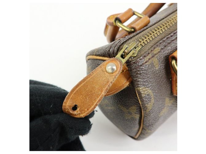 Louis Vuitton Monogram Canvas Mini Speedy Hand Bag & Strap M41534 - vista 19