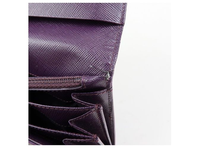 Portafoglio lungo PRADA in nylon e pelle Saffiano con logo triangolare Viola M608 - vista 18