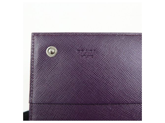Portafoglio lungo PRADA in nylon e pelle Saffiano con logo triangolare Viola M608 - vista 22