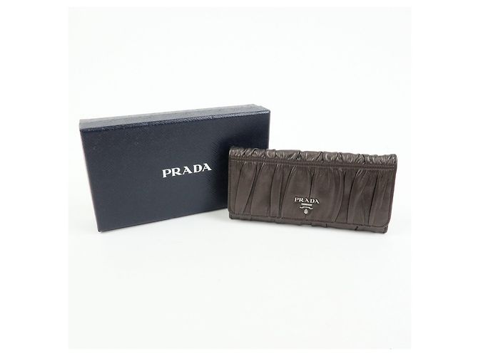 PRADA Logo Nappa Gaufre Leder Flap Bi-fold Long Wallet Bronze 1M1132 - Ansicht 24