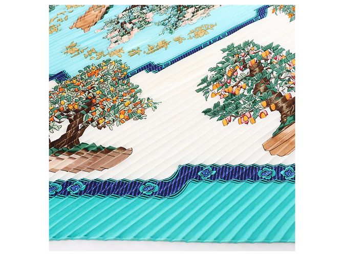 Hermès Carré 90 "BONSAI" Plissiertes Seidentuch in Blau - Ansicht 5