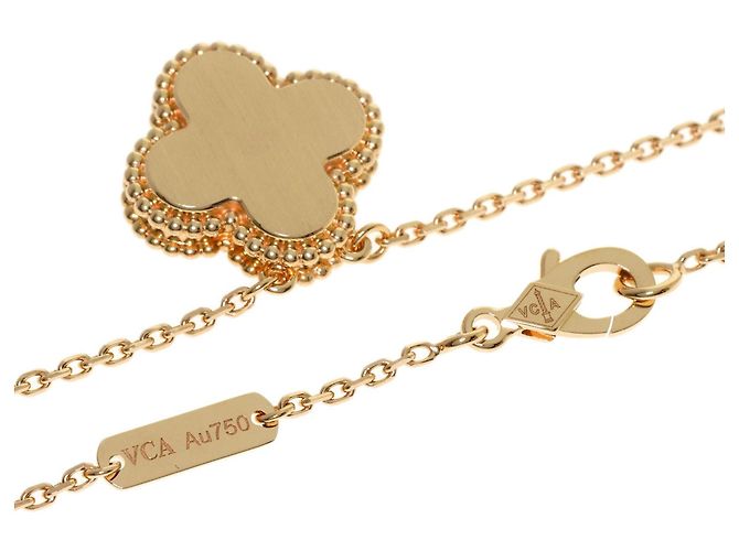 Collana Van Cleef & Arpels Alhambra in madreperla rosa e diamanti - vista 2