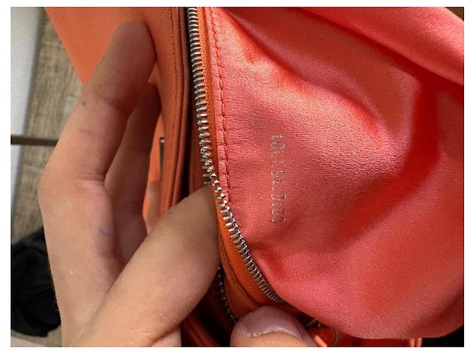 Borsa a spalla Fendi Baguette Corallo - vista 14