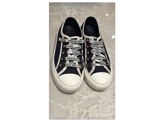 Dior J'Adior Sneaker aus schwarzem Canvas - Ansicht 2