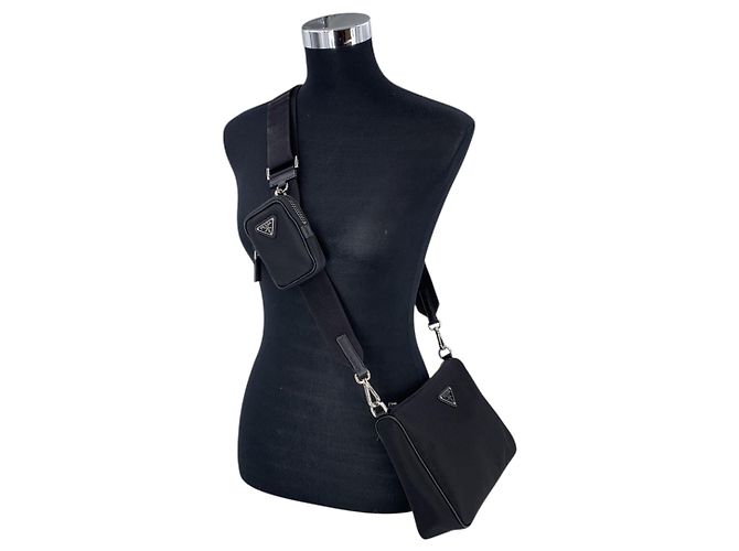 Prada Borsa a tracolla messenger in tela Re-Nylon nera con pochette - vista 2