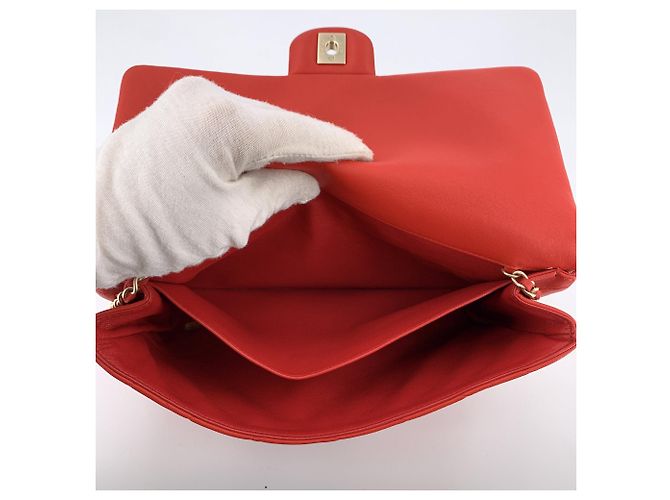 Chanel Borsa a tracolla e clutch Timeless Flap in pelle trapuntata Red Coral - vista 8