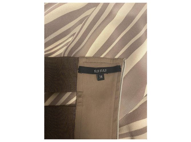 Autre Marque Gucci Kleid aus Seide Zebramuster Beige - Ansicht 5