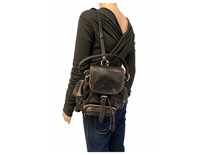 Miu Miu Mini-Rucksack aus Coffee-Leder - Ansicht 2