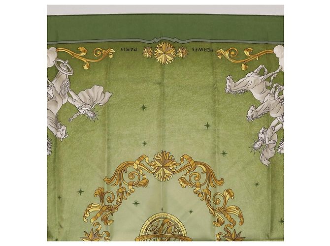 Hermès HERMES Carre 90 Scarf  COSMOS  Silk Green - vista 3