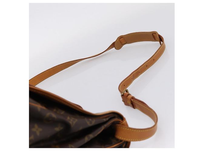 LOUIS VUITTON Monogram Saumur 43 Shoulder Bag M42252 LV - vista 7