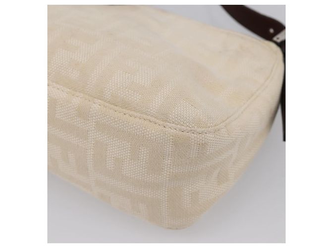 FENDI Zucca Canvas Mamma Baguette Shoulder Bag Ivory Silver - vista 16