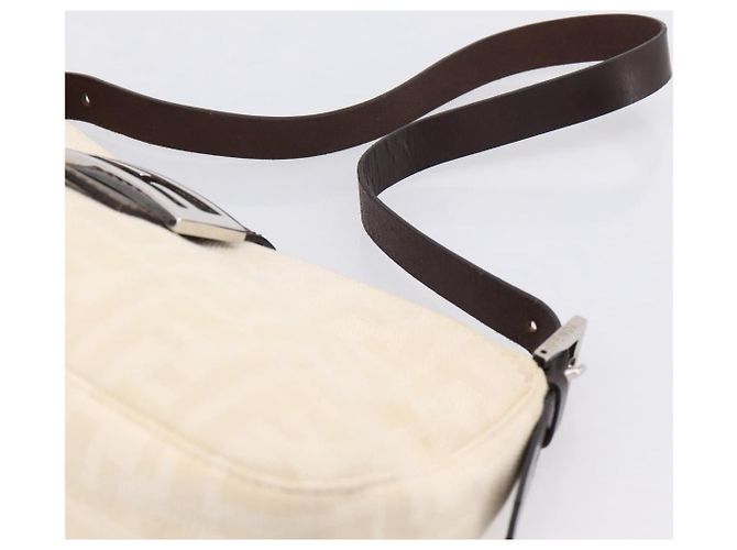 FENDI Zucca Canvas Mamma Baguette Shoulder Bag Ivory Silver - vista 8