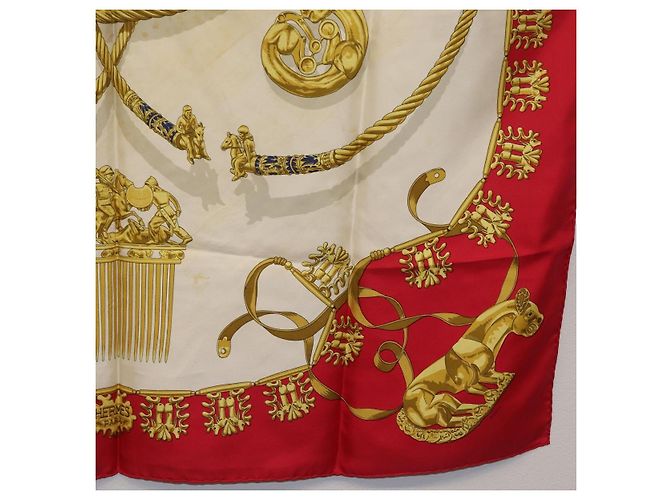 Hermès HERMES Carre 90 Scarf Silk Red Beige  LES CAVALIERS D'OR - vista 10