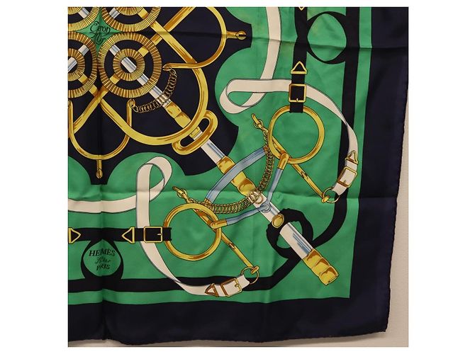 Hermès HERMES Carre 90 Scarf  Eperon d Or  Silk Navy - vista 10